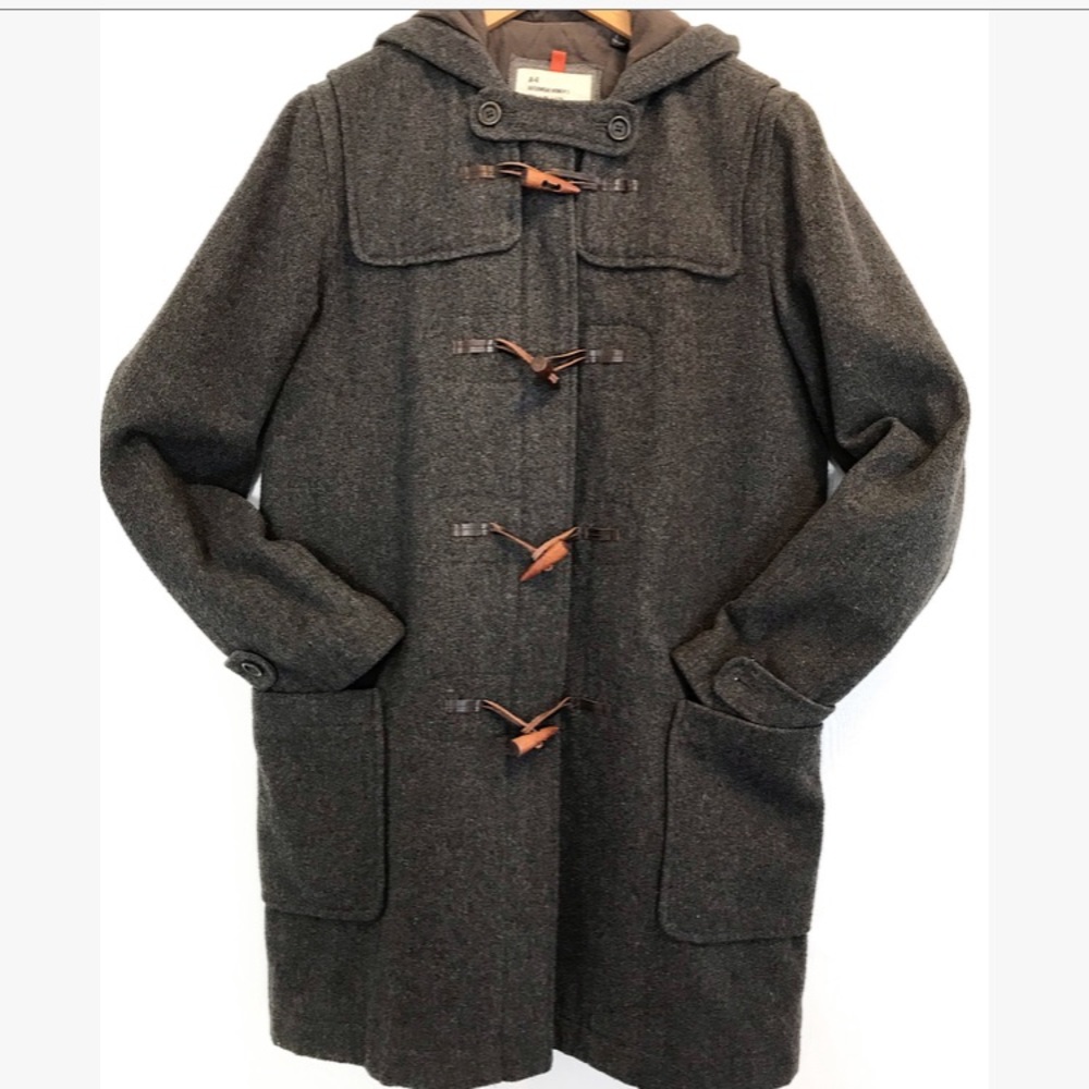 Abercrombie and Fitch Wool Coat. 🌟